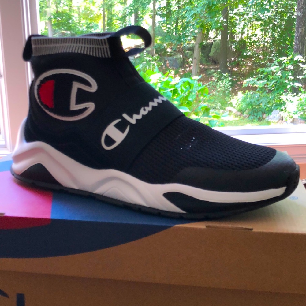Champion 11.5 Rally Pro black and white
